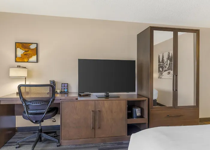 Best Western Plus Mccall Lodge And Suites