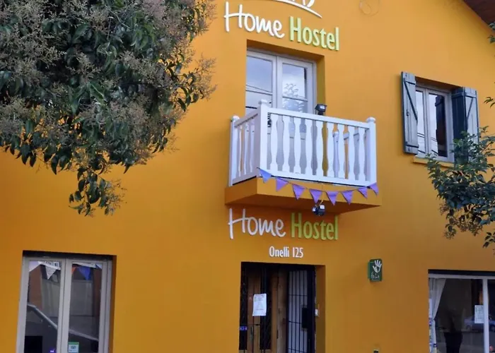 Hopa-Home Patagonia Hostel