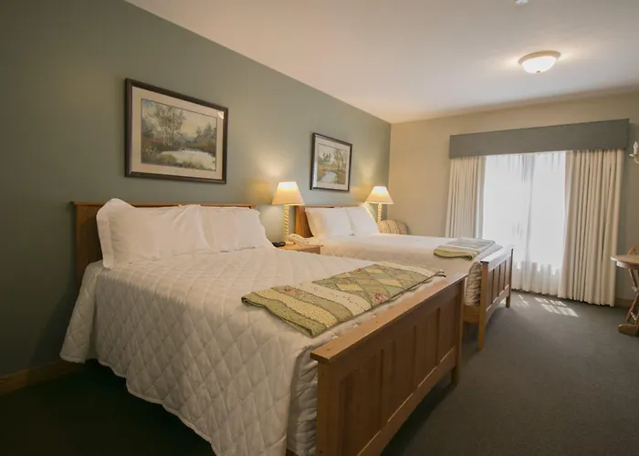 Essenhaus Inn & Conf. Center