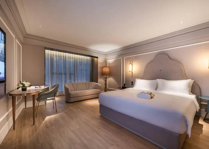 Mercure Chengdu Chunxi Taikoo Li -Walk To Pedestrian Street