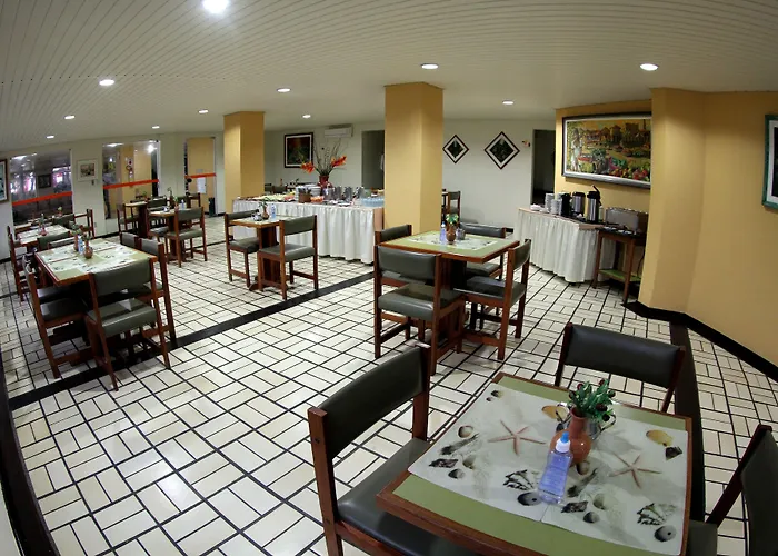 Nascimento Praia Hotel
