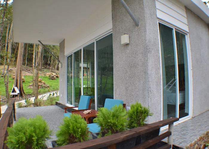 Pearl Beach Resort & Spa
