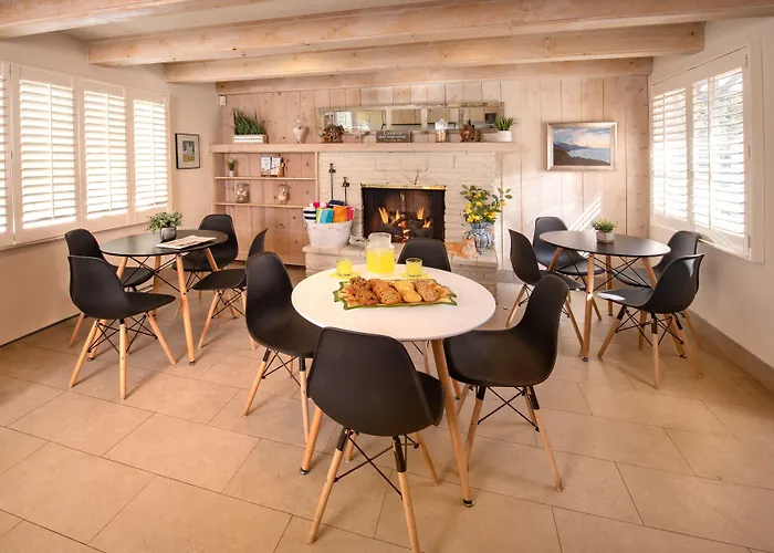 Carmel Country Inn