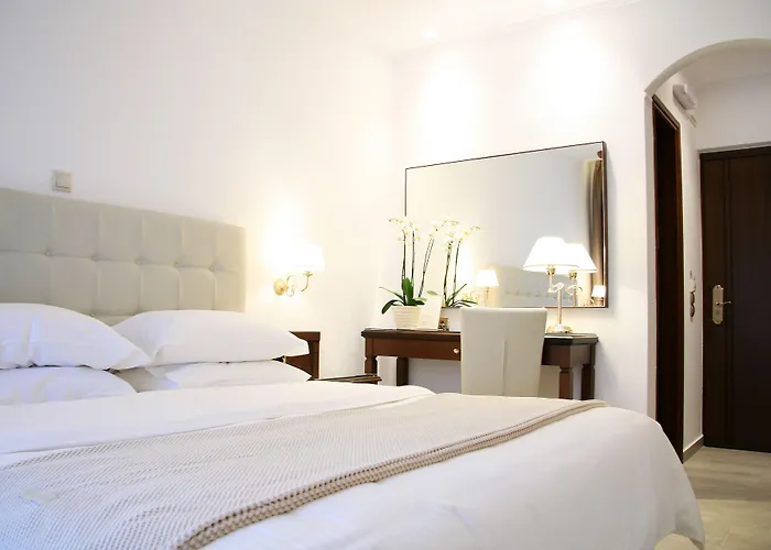 Armata Boutique Hotel