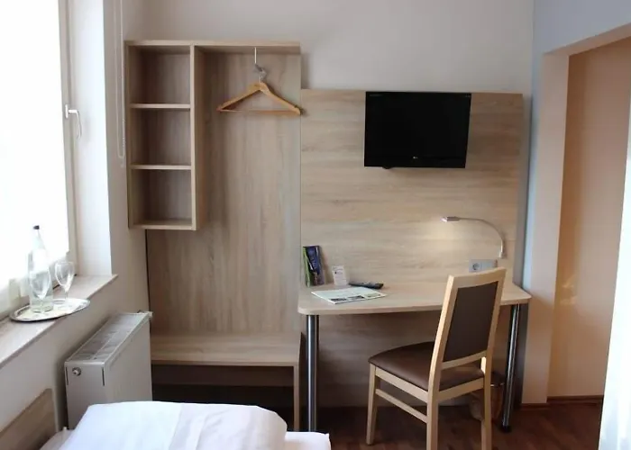 Hotel Dreimaedelhaus