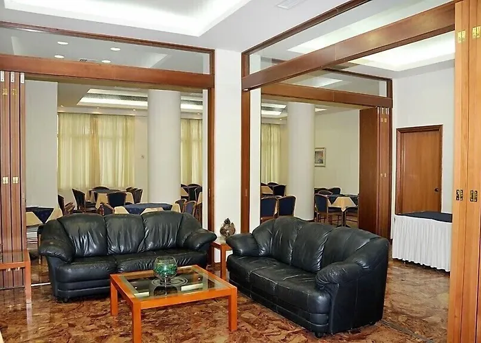 Hotel Elena