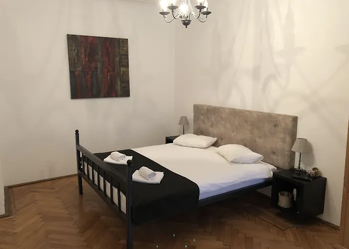 Poet Pastior Residence