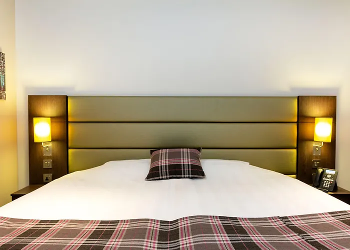 Premier Inn Dubai Al Jaddaf - An Emirates Group Company