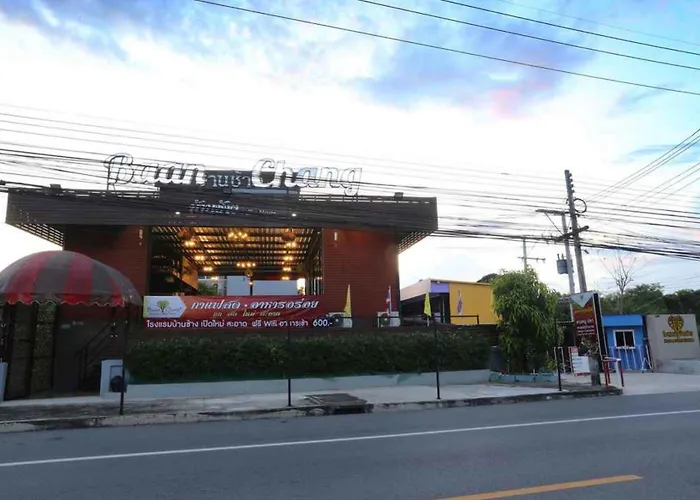 Baan Chang Hotel & Coffee House
