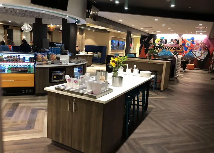 Tru By Hilton Edmonton Windermere