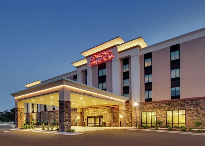 Hampton Inn & Suites By Hilton Southport