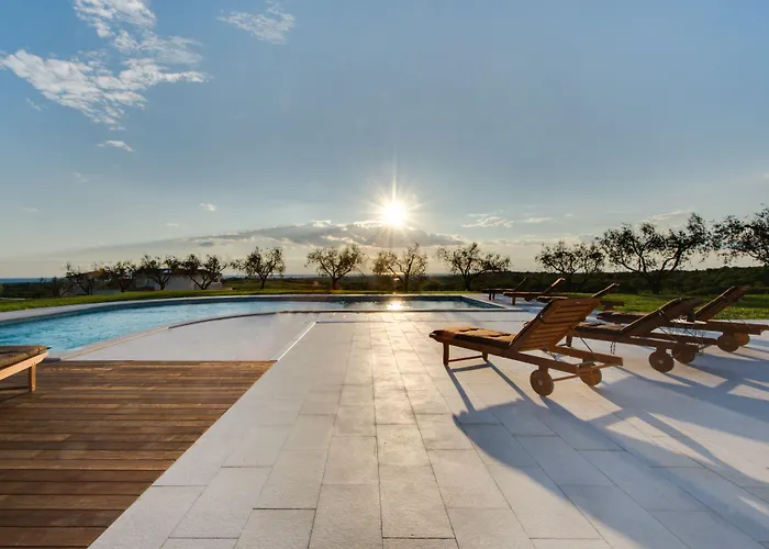 Wine Residence Cattunar
