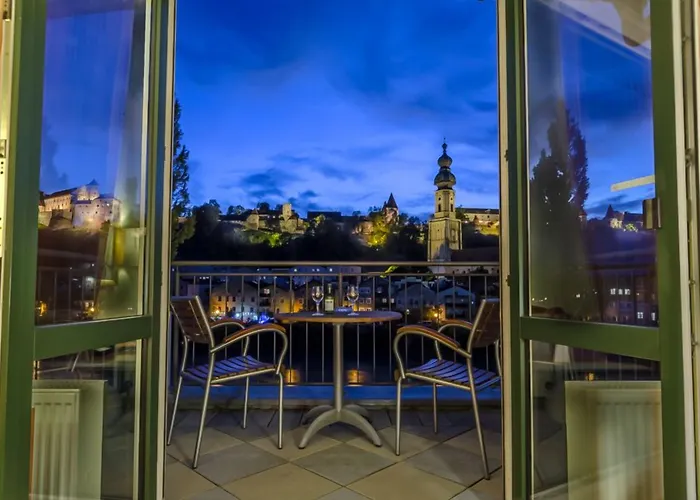 Hotel Burgblick, Bei Burghausen