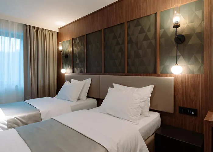Hotel Savior
