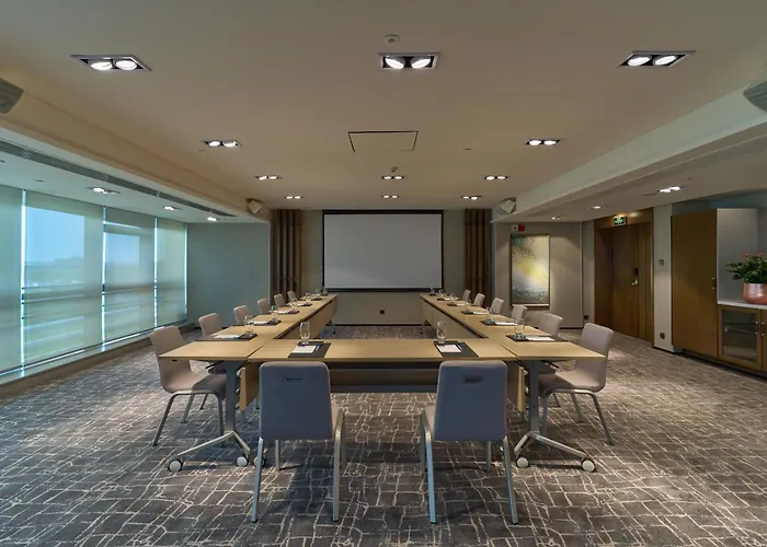 Hyatt House Shenzhen Airport