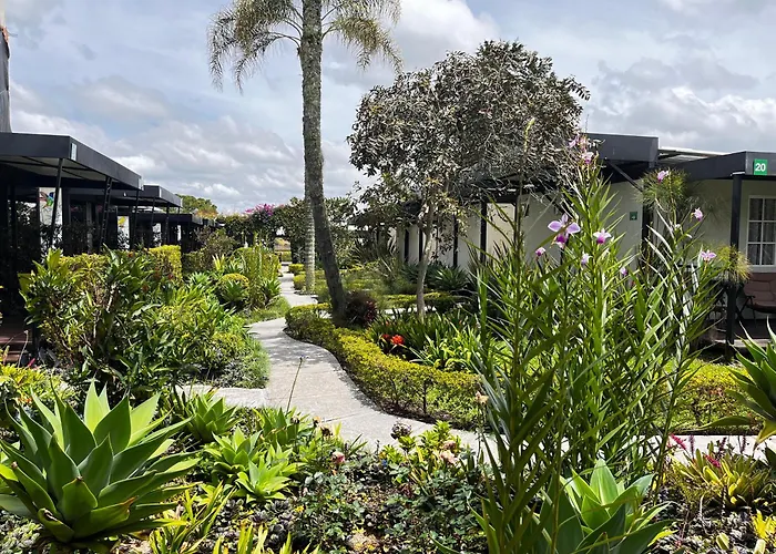 Hotel & Golf Isak Aeropuerto