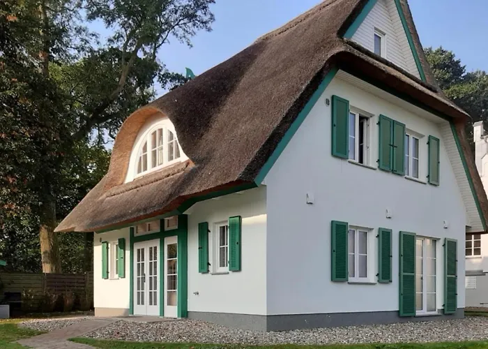 Traditionelles Reethaus direkt an der Ostsee