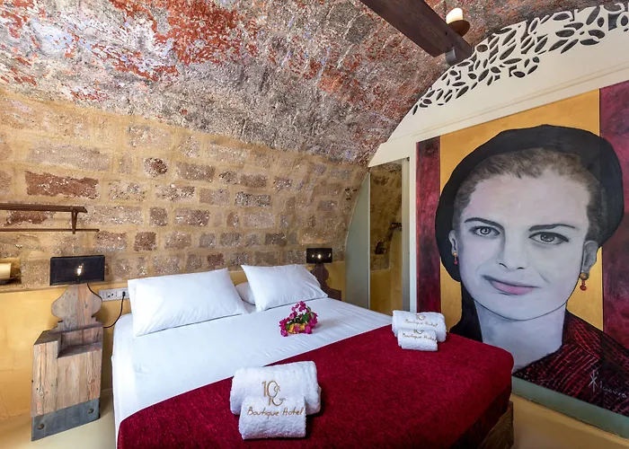10Gr Boutique Hotel & Wine Bar (Adults Only)