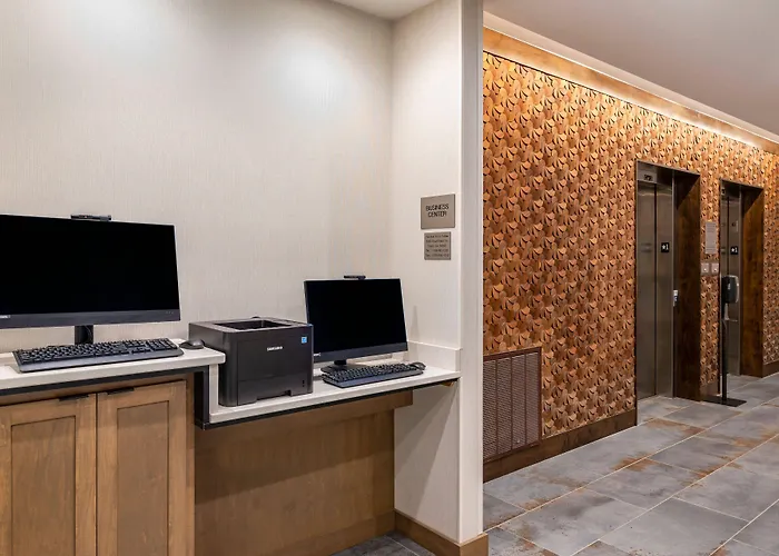 Fairfield Inn & Suites By Marriott Helen