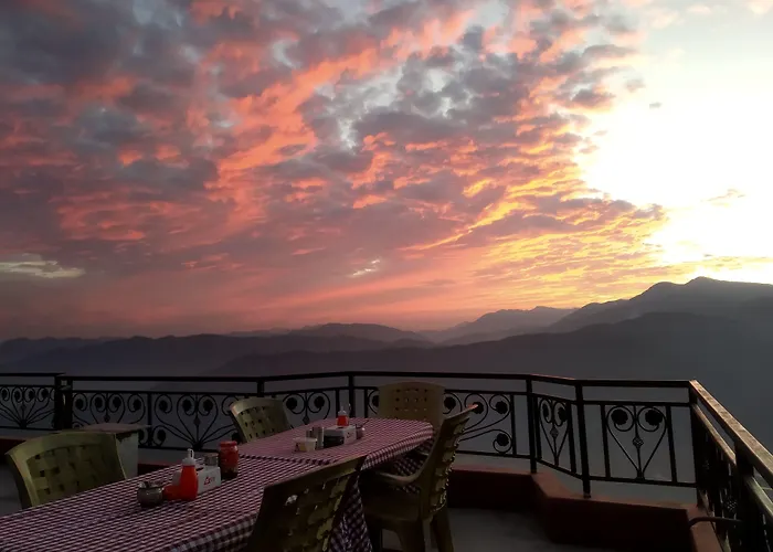 Hotel High Ground Inn Sarangkot