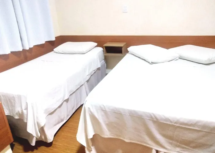 Lelis Hotel