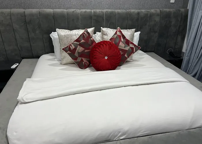 Volantis Gold Suites