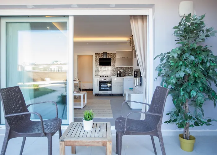 Truemar Hotels & Suites