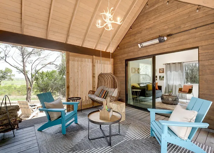 Lucky Arrow Retreat