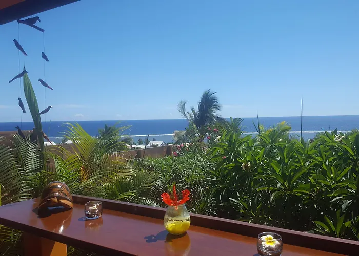 Poz Lagon - chambre d'hôtes - Bungalow pour 2 personnes - Jacuzzi privatif - petit déjeuner - Vue sur le lagon La Saline Le Bains