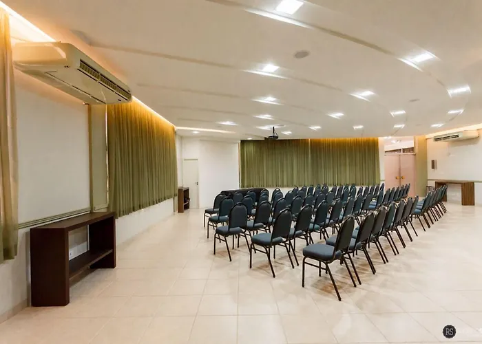 Tonello Business Hotel
