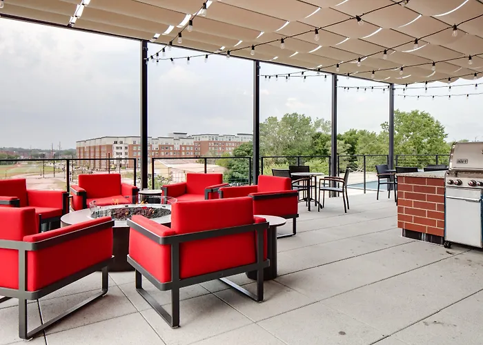 Staybridge Suites - Iowa City - Coralville By Ihg