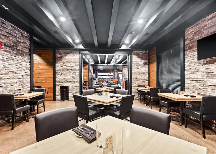 Cobblestone Hotel & Suites
