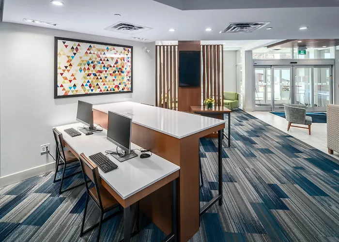 Holiday Inn Express & Suites - Brandon By Ihg