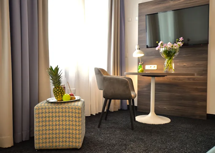 Lizz Hotel Munich