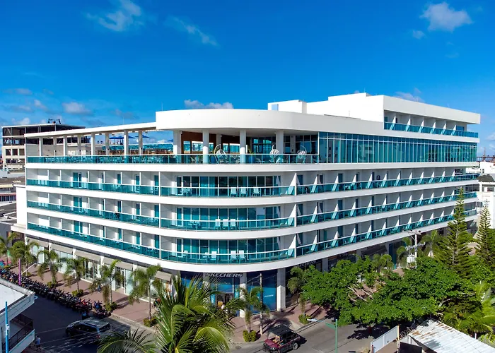 Aquamare Hotel