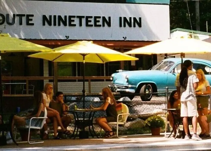 Route 19 Inn