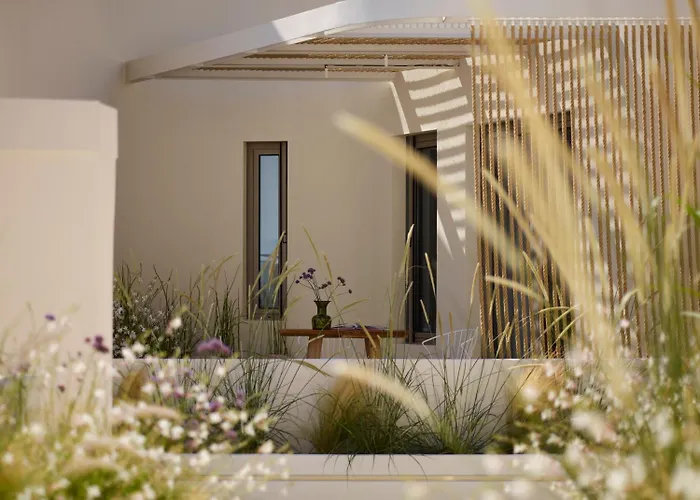 White Pebble Suites