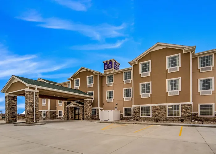Cobblestone Hotel & Suites - Cozad