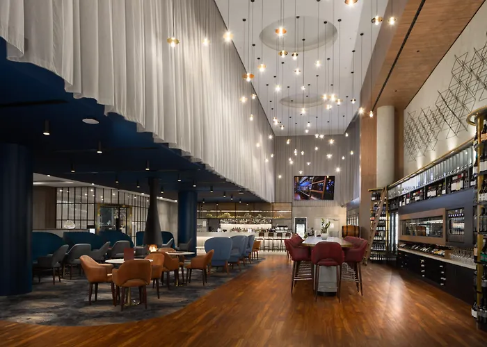 Oval Hotel At Adelaide Oval