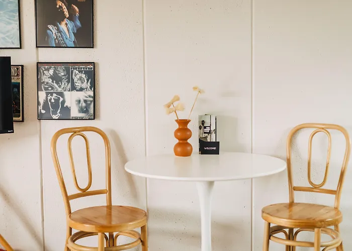 The Green Room Hotel
