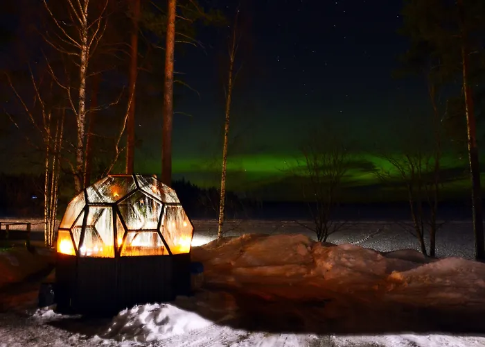Revontuli Resort Glass Igloos