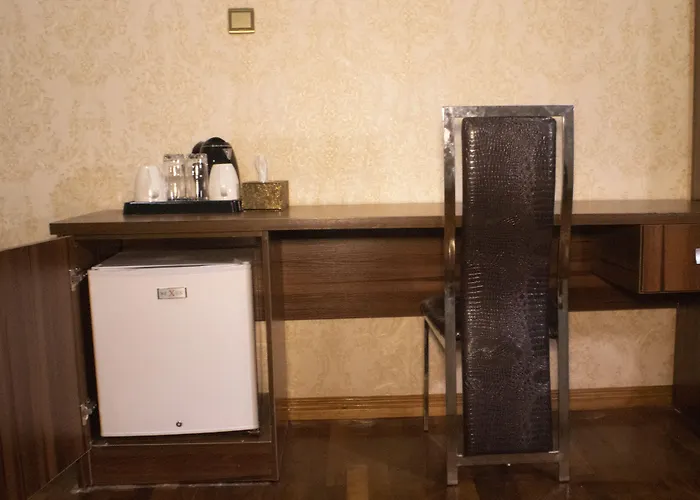 Mahogany Hotel And Suites