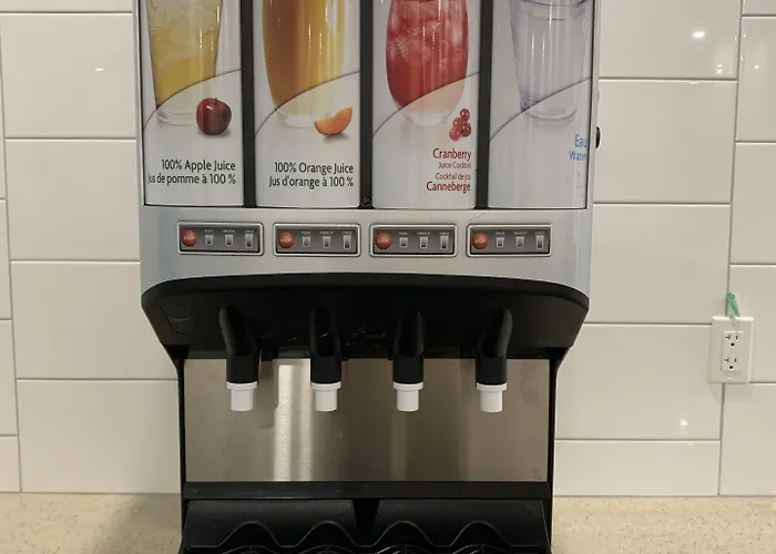 Meridian Inn & Suites Regina Airport