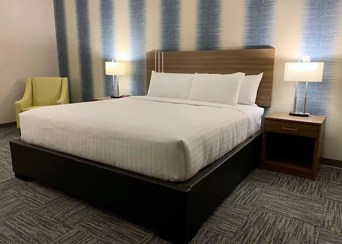 Meridian Inn & Suites Regina Airport