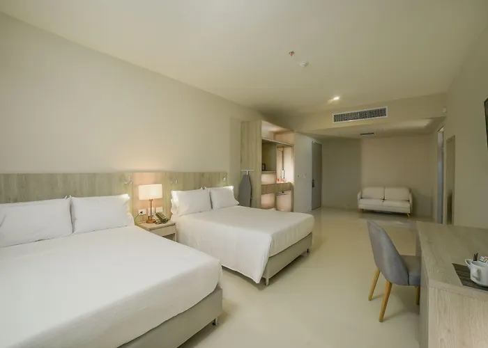 Hotel Dorado Plaza Alto Prado