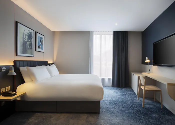 Leonardo Hotel Bristol City
