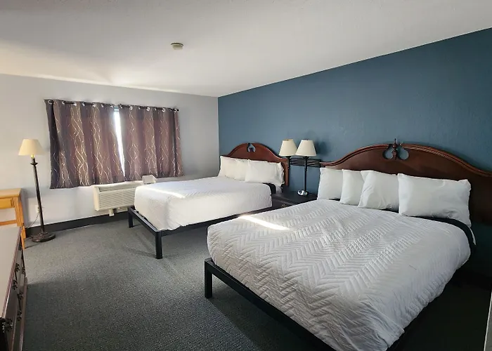 The Oasis Hotel & Bar