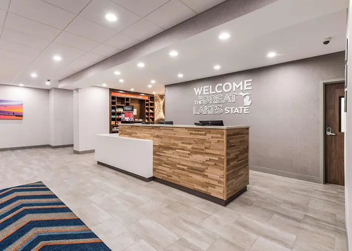 Hampton Inn & Suites Benton Harbor, Mi