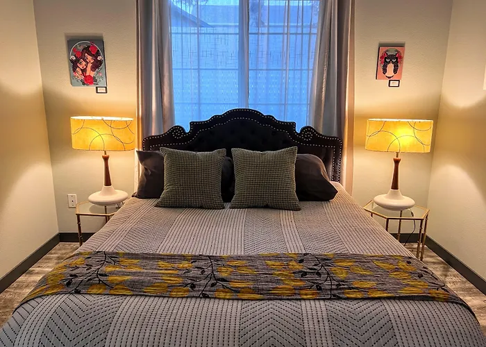 Starry Night Inn