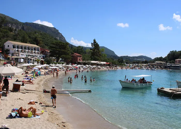 Zefiros Traditional Hotel